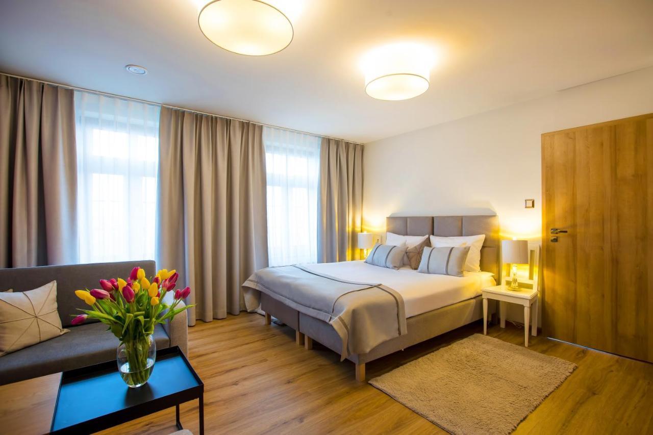 Hotel I Restauracja Na Skarpie Zabkowice Slaskie Bagian luar foto